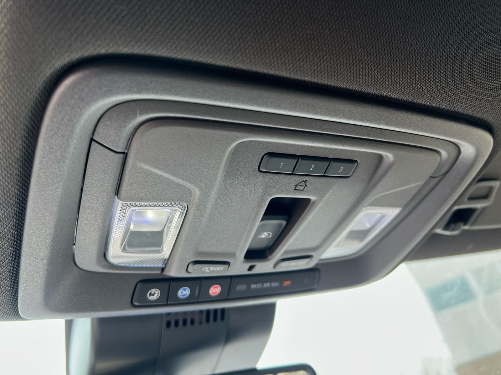 2022 GMC Sierra 1500 SLT - Photo 26