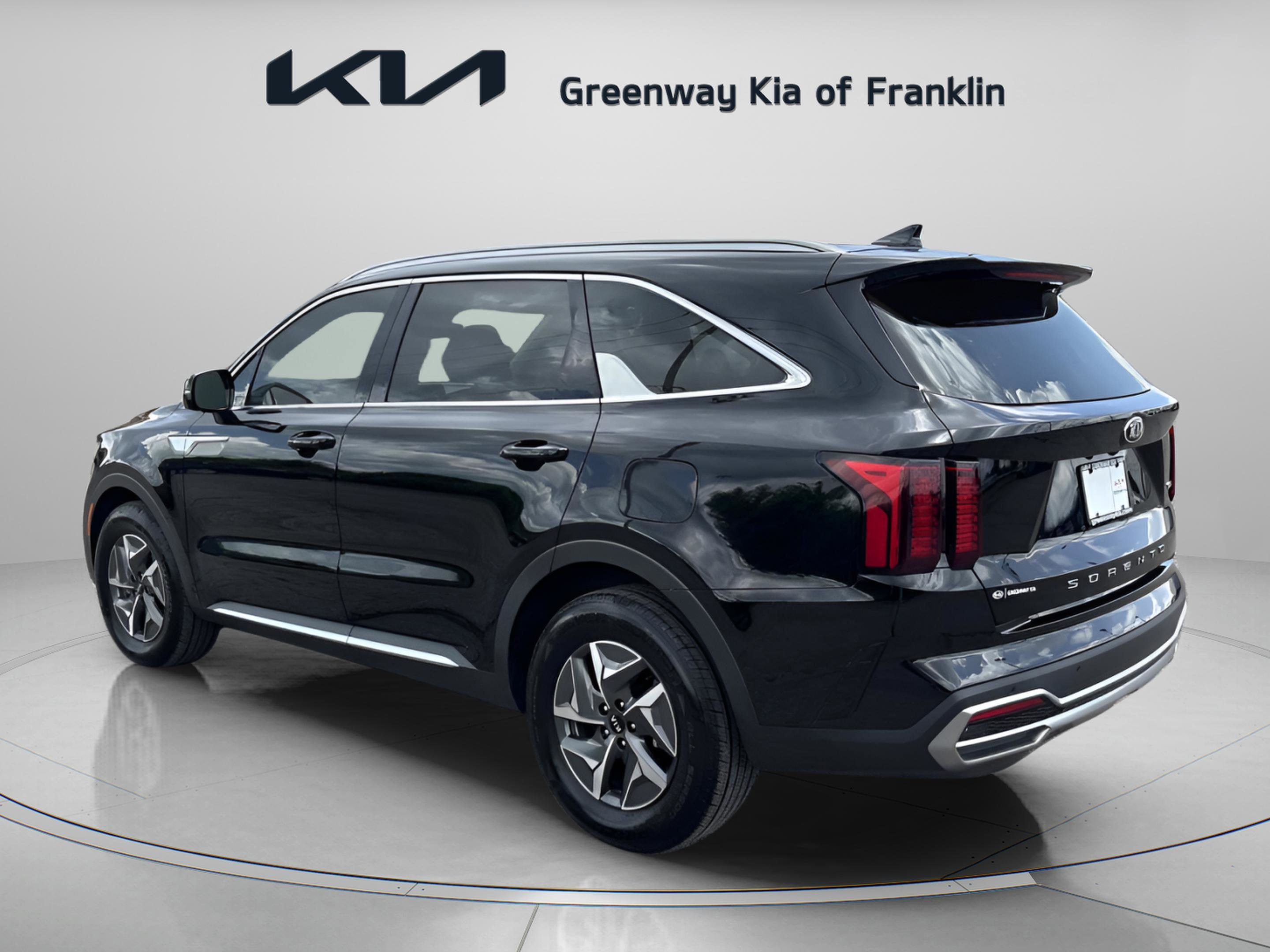 Used 2021 Aurora Black Kia S image 5