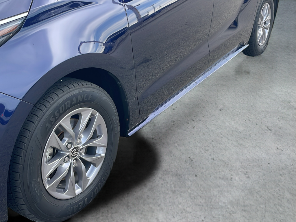 Used 2022  Toyota XLE image 44