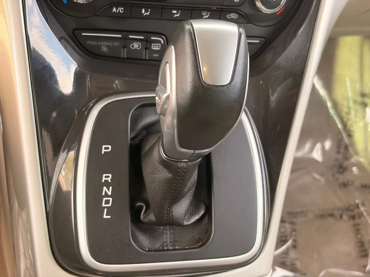 Used 2016 Kona Blue Ford SEL image 26