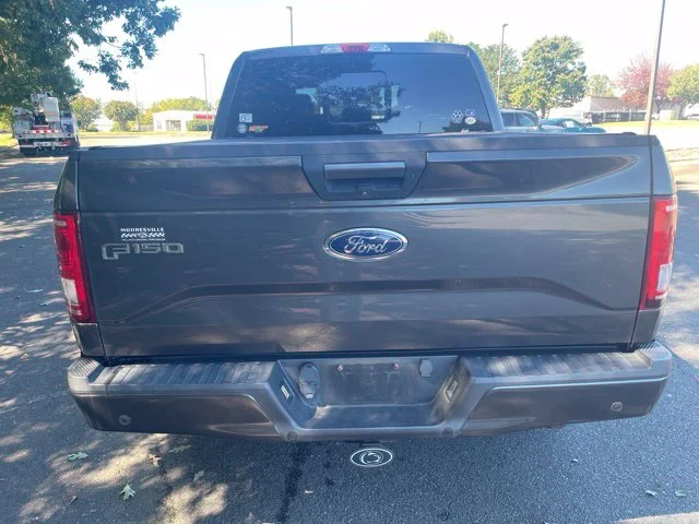 Used 2016 Gray Ford XLT image 4