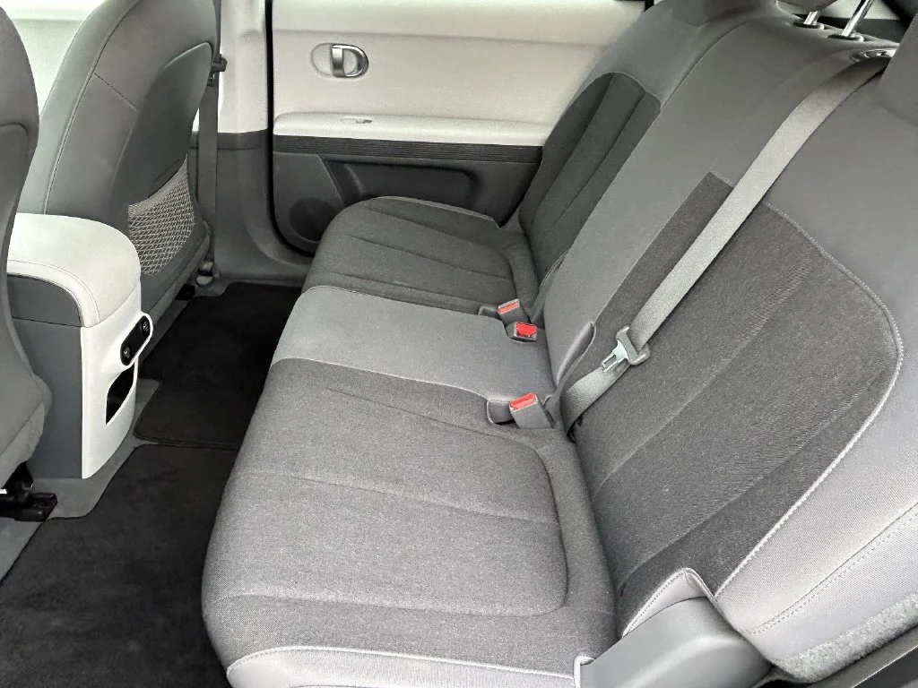Used 2024 White Hyundai SEL image 14