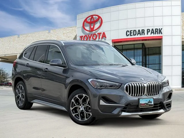 2022 BMW X1 sDrive28i's photo