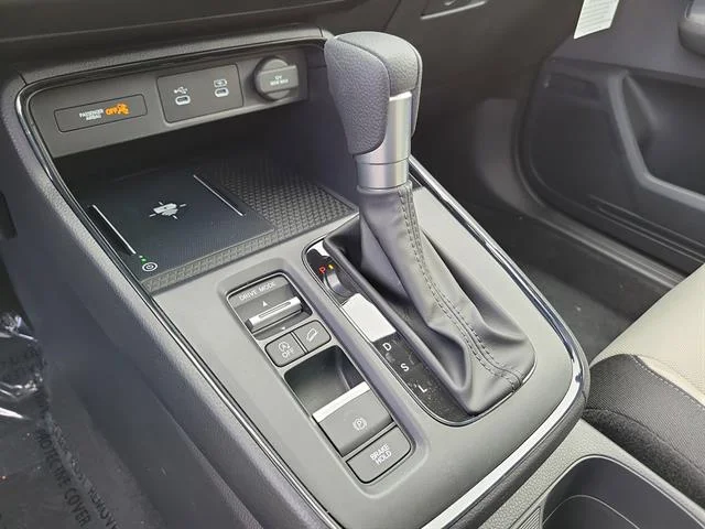 New 2026 Platinum White Pearl Honda EX image 10