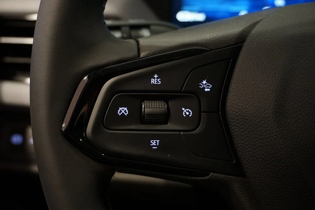 2027 Chevrolet Bolt RS - Photo 21