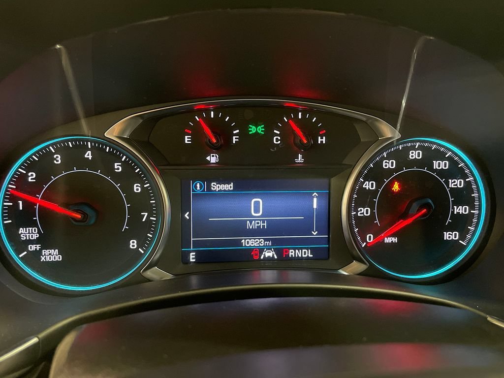 Used 2024 Summit White Chevrolet LT image 29