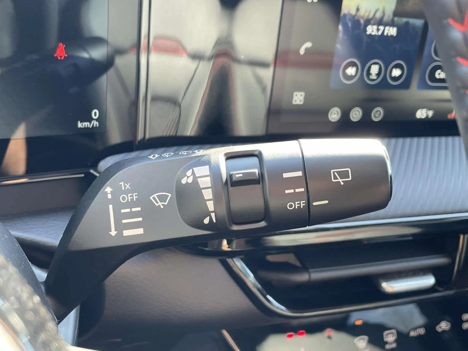 2026 Nissan KICKS SR AWD - Photo 32