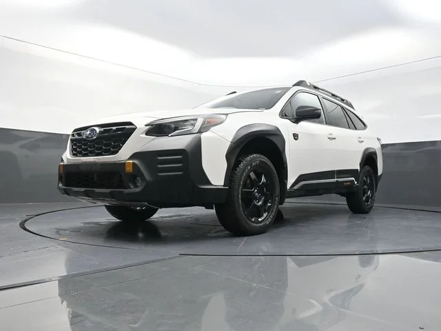 Used 2022 White Subaru Wilderness image 33
