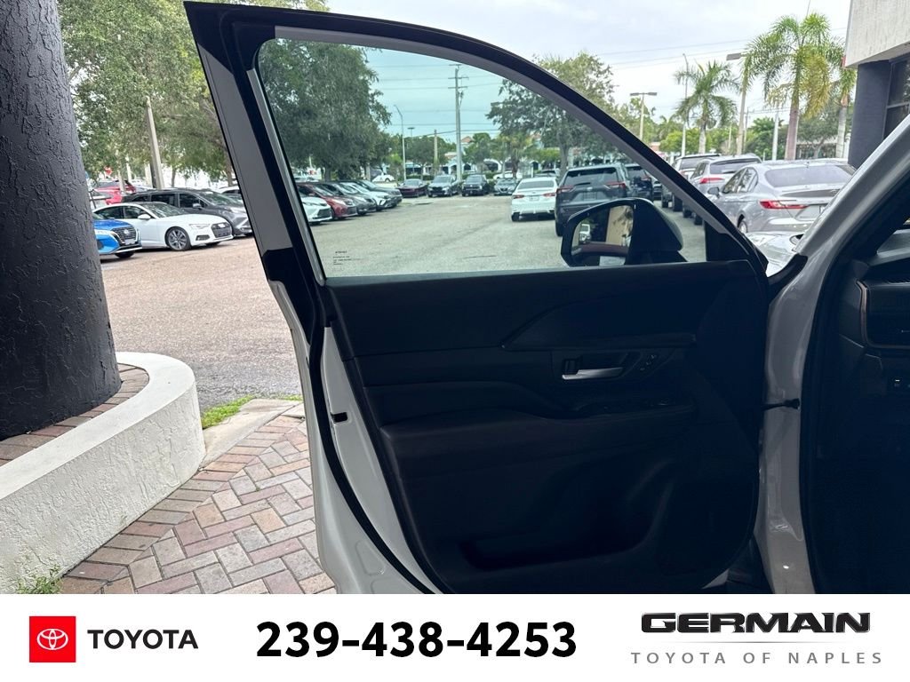 Used 2024 Beige Toyota MAX Platinum image 14