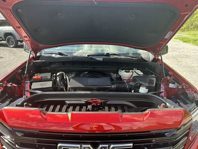 Used 2023 Red GMC Elevation image 20