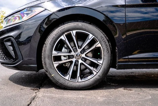 New 2026 Black Volkswagen 1.5T Sport image 9