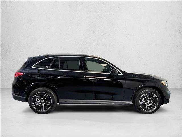 New 2026 Black Mercedes-Benz GLC 300 image 34