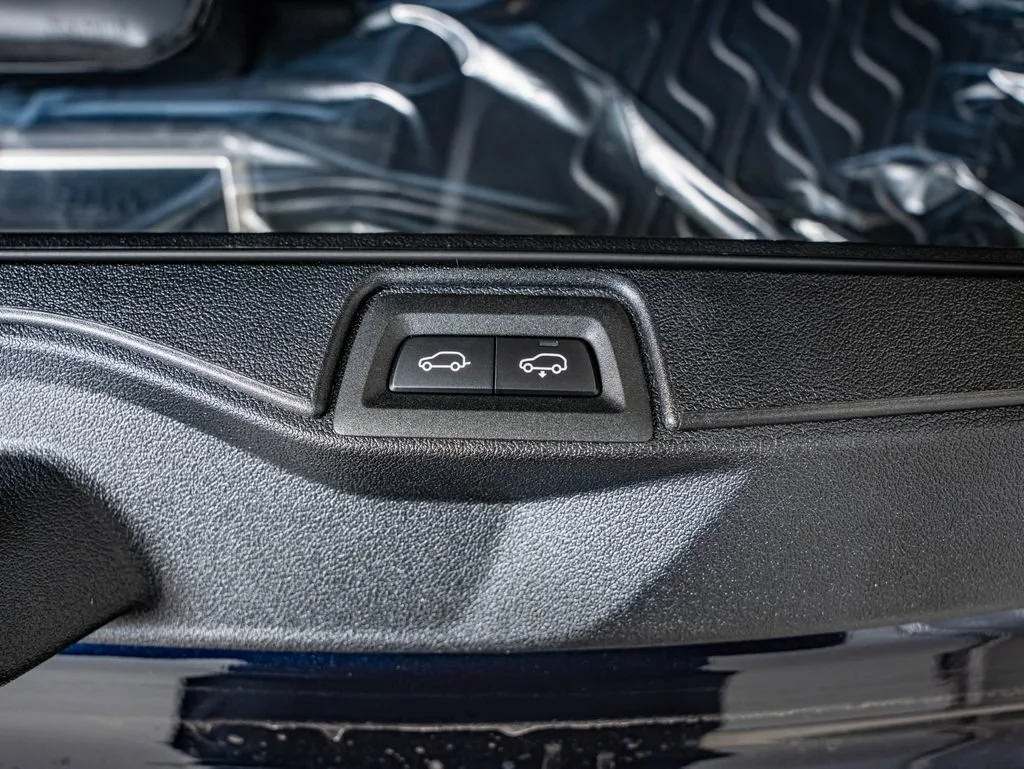 New 2027 Carbon Black Metallic BMW xDrive40i image 40