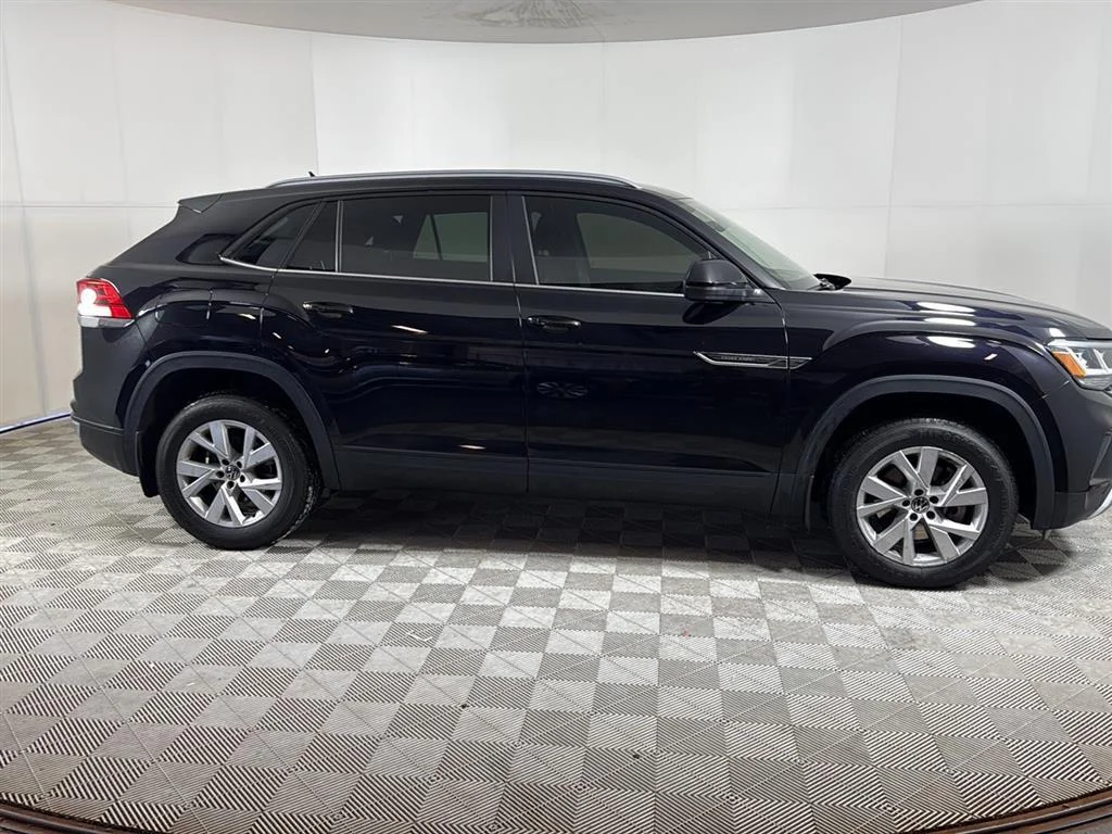 Certified Used 2020 BLACK Volkswagen 2.0T S image 14