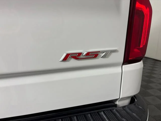 Used 2026 Summit White Chevrolet RST image 16