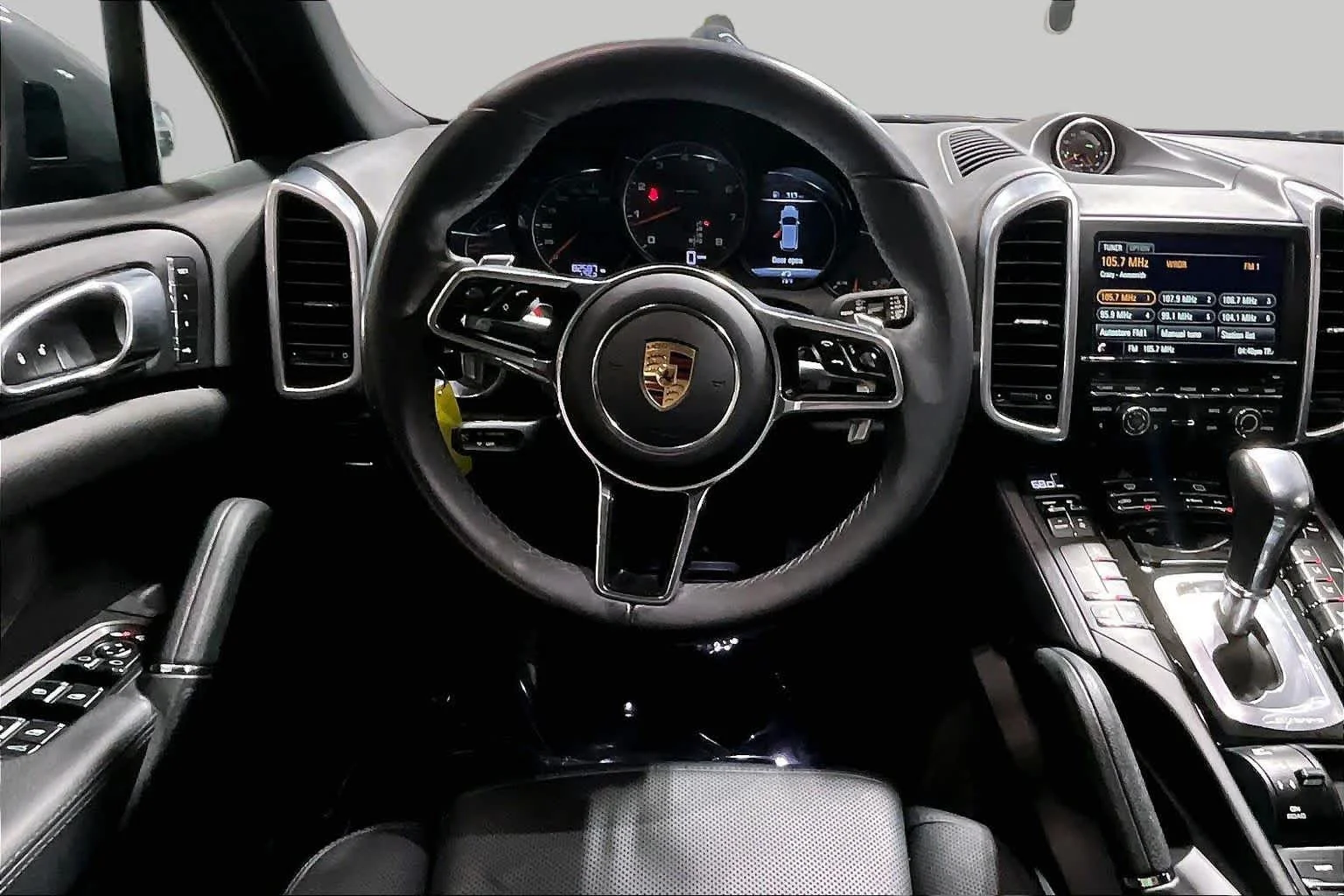 Used 2016 Meteor Gray Metallic Porsche  image 6