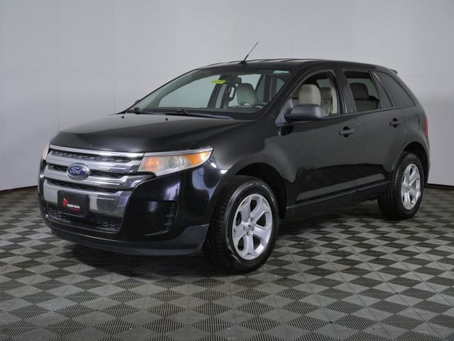 Used 2011 Black Ford SE image 5