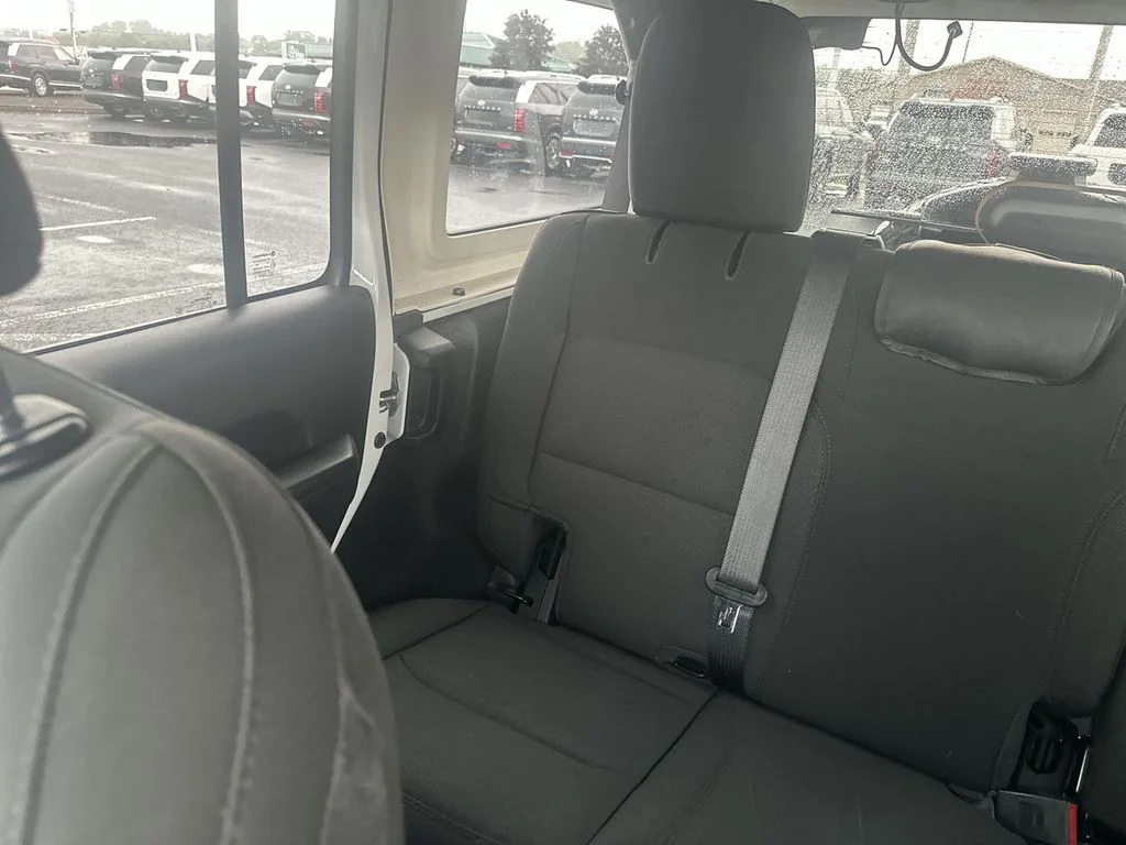 Used 2021 White Jeep Unlimited Willys image 12