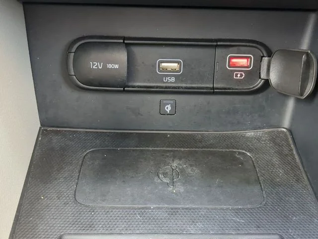 Certified Used 2020 Aurora Black Pearl Kia EX Premium image 23