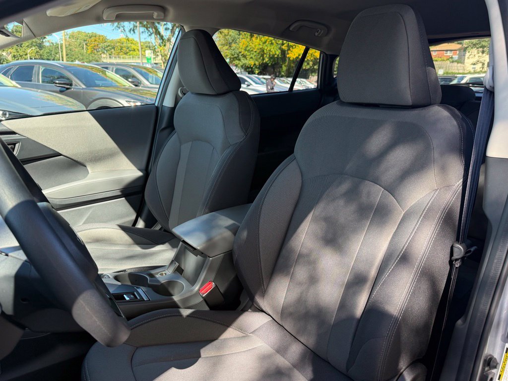 Used 2024 Ice Silver Metallic Subaru Base image 23
