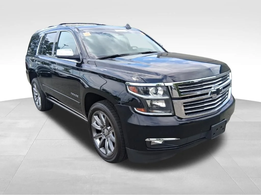 Used 2018 Black Chevrolet Premier image 3