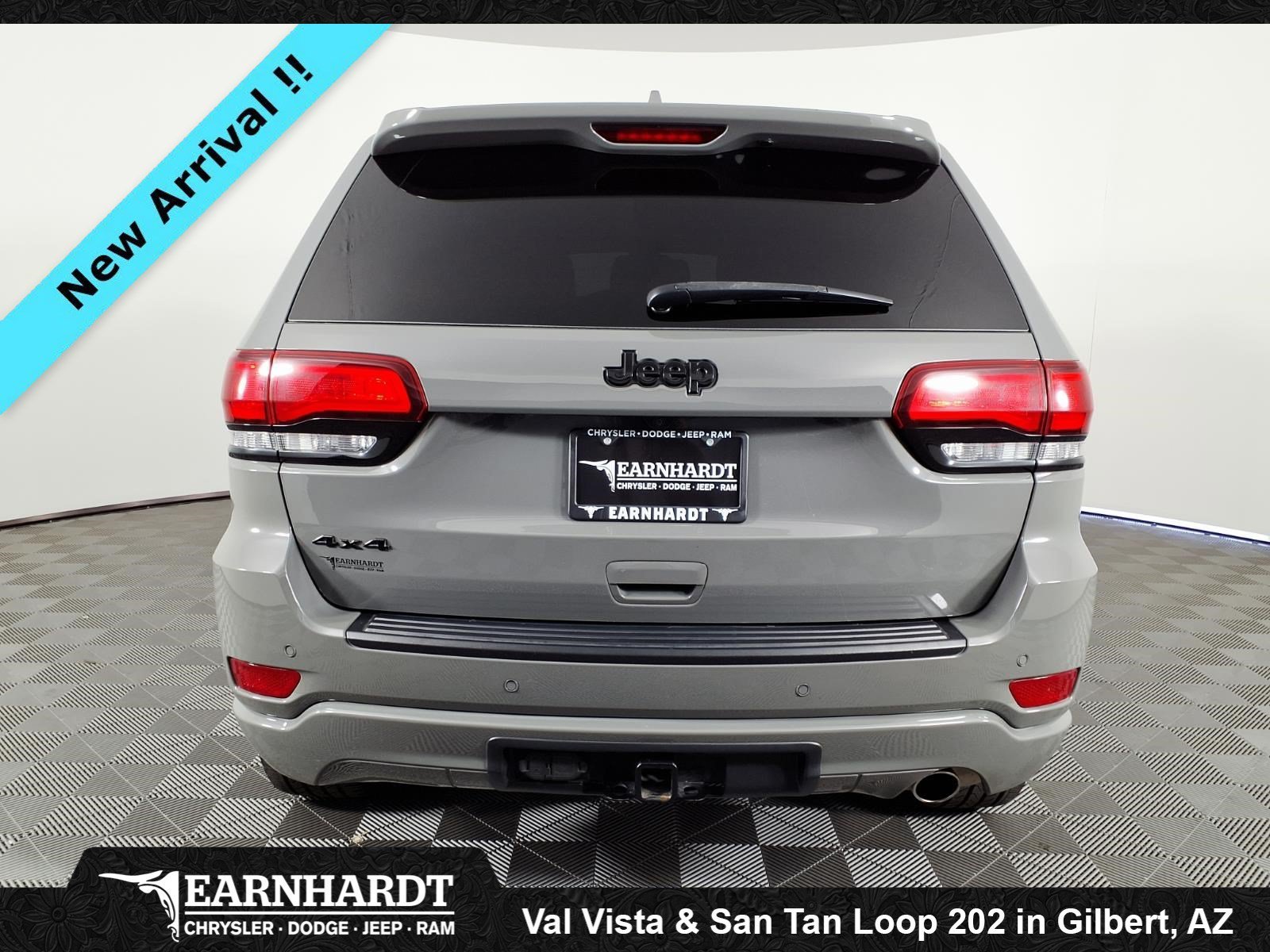 Used 2021 Sting-Gray Clearcoat Jeep Laredo X image 5