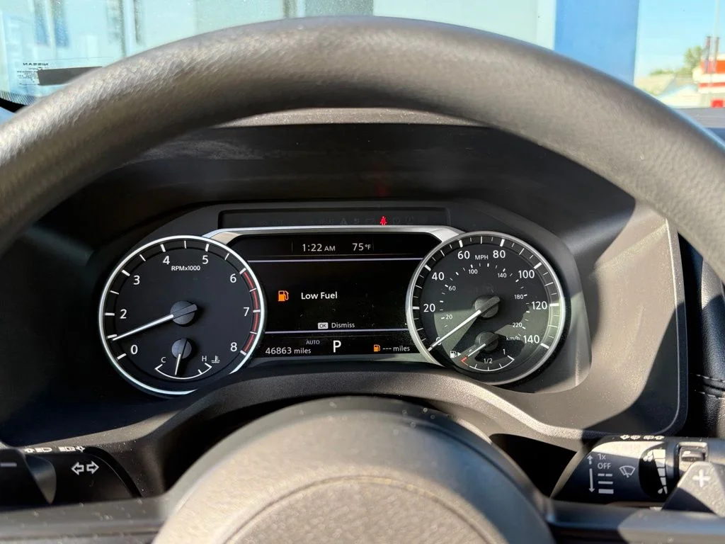 Used 2023 White Nissan S image 21