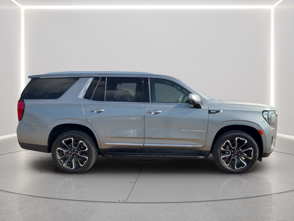 Used 2023 Silver GMC SLT image 4