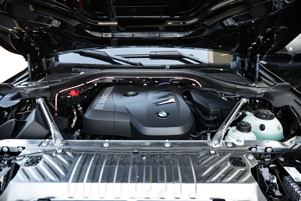 New 2026 Black Sapphire Metallic BMW 30 xDrive image 32