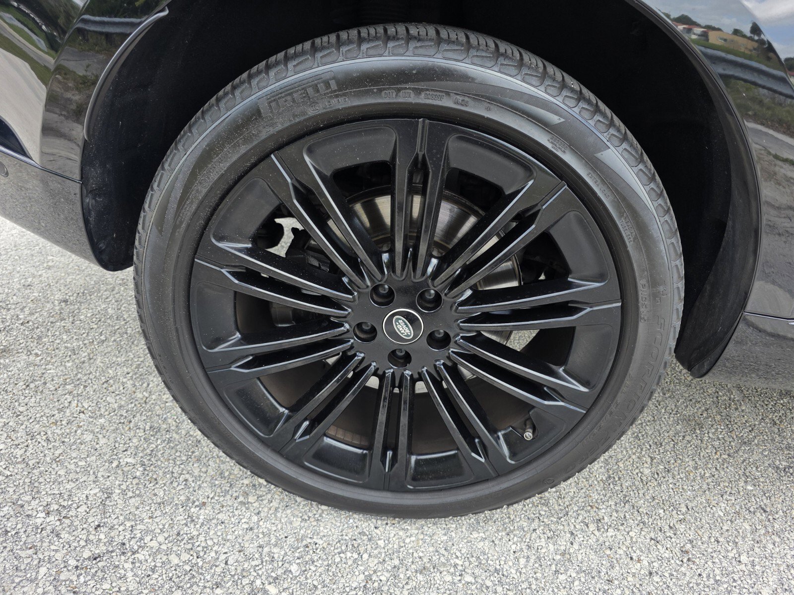 Certified Used 2023 Santorini Black Metallic Land Rover SE image 9