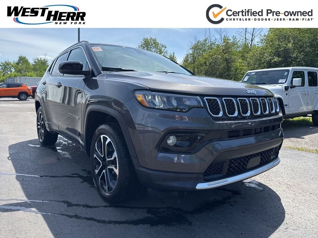 2023 Jeep Compass Limited 4X4's photo