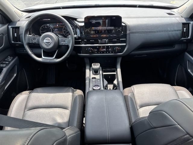 2025 Nissan Pathfinder SL - Photo 12