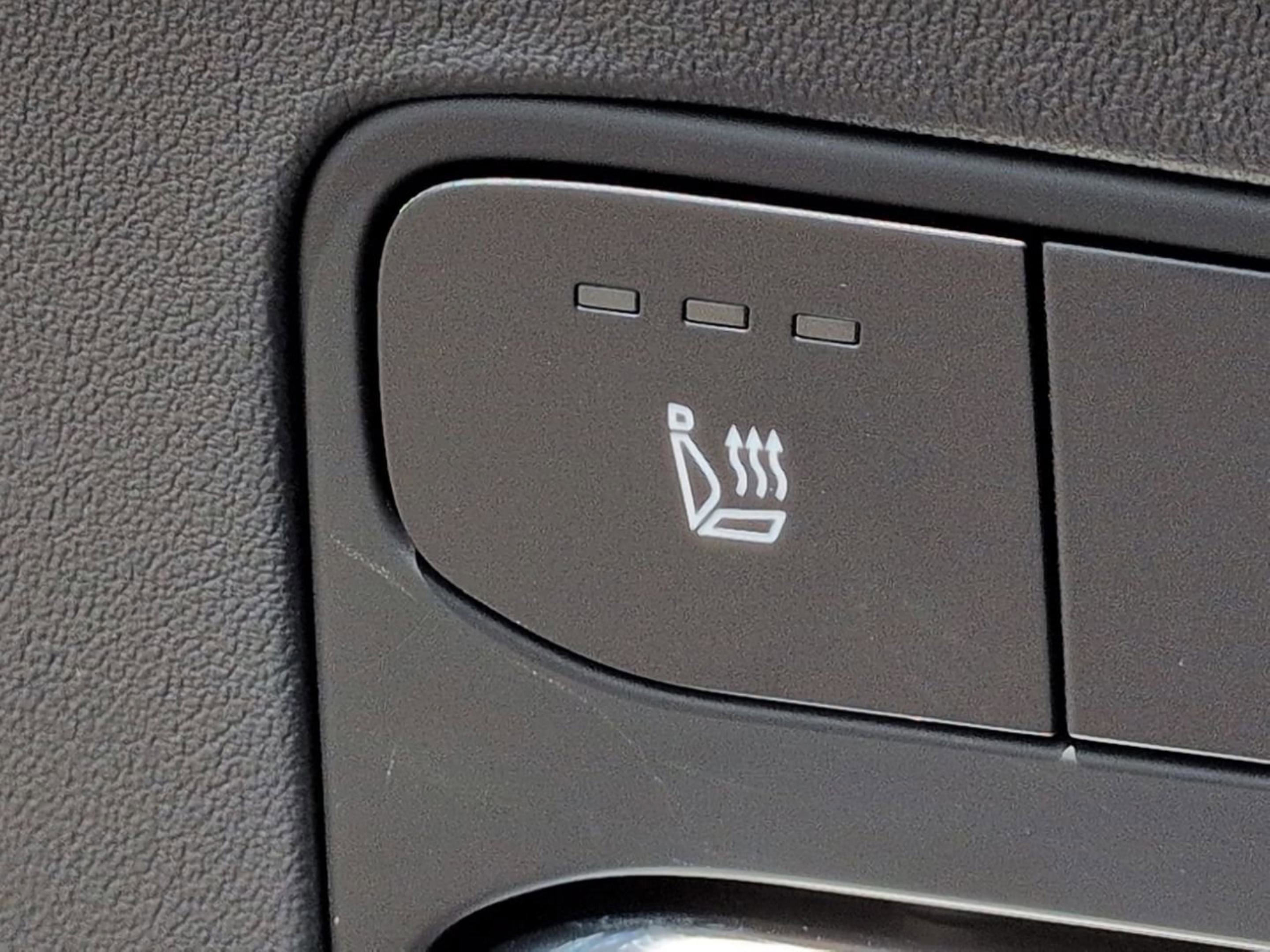 New 2026 Snow White Pearl Kia GT-Line image 26