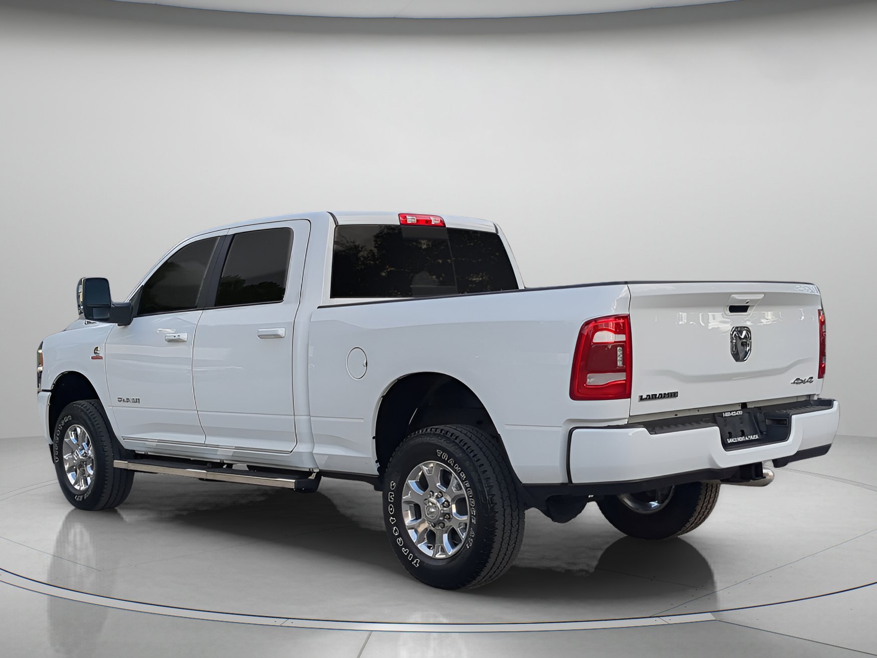Certified Used 2024 Bright White Clearcoat Ram Laramie Crew Cab Pickup image 41