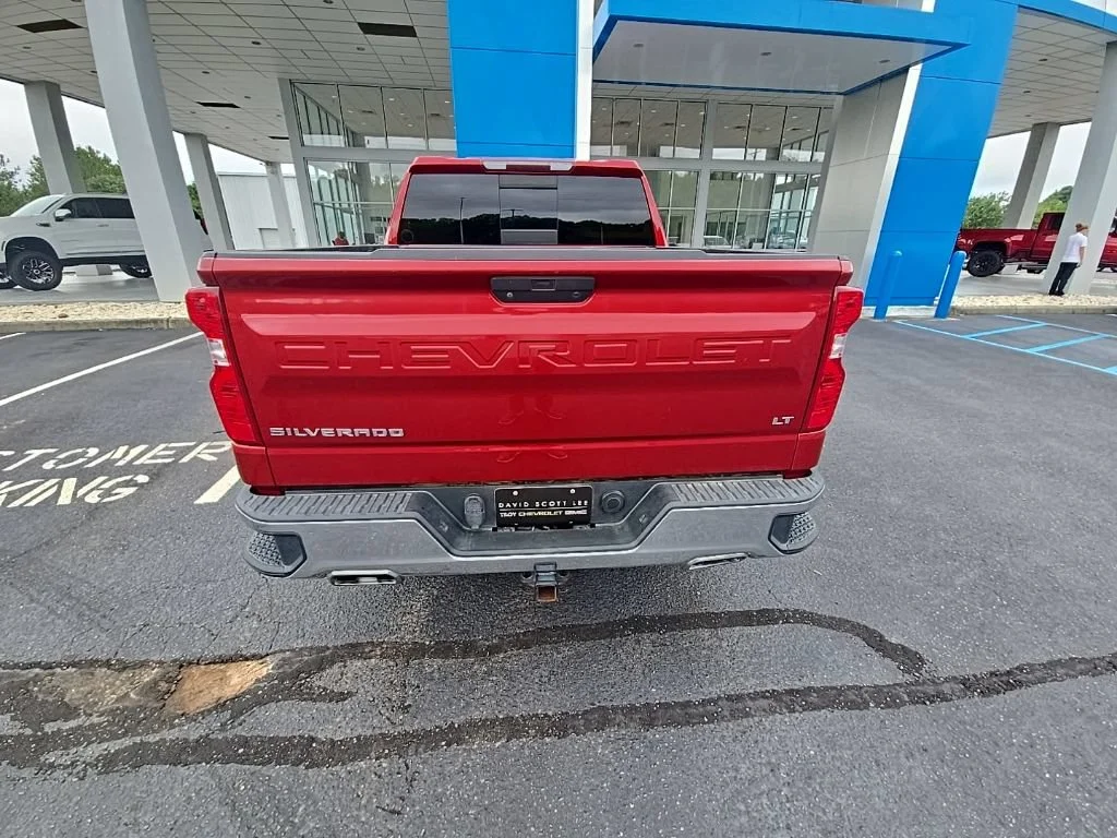 Used 2019 CAJUN RED TINTCOAT Chevrolet LT image 14