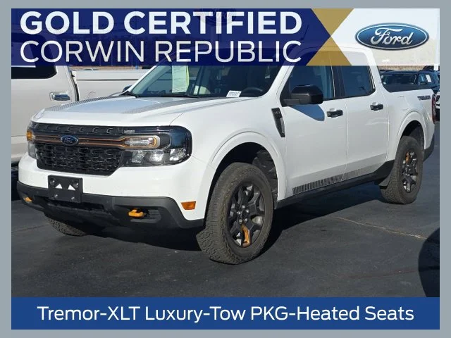 Certified Used 2024 Oxford White Ford XLT image 1