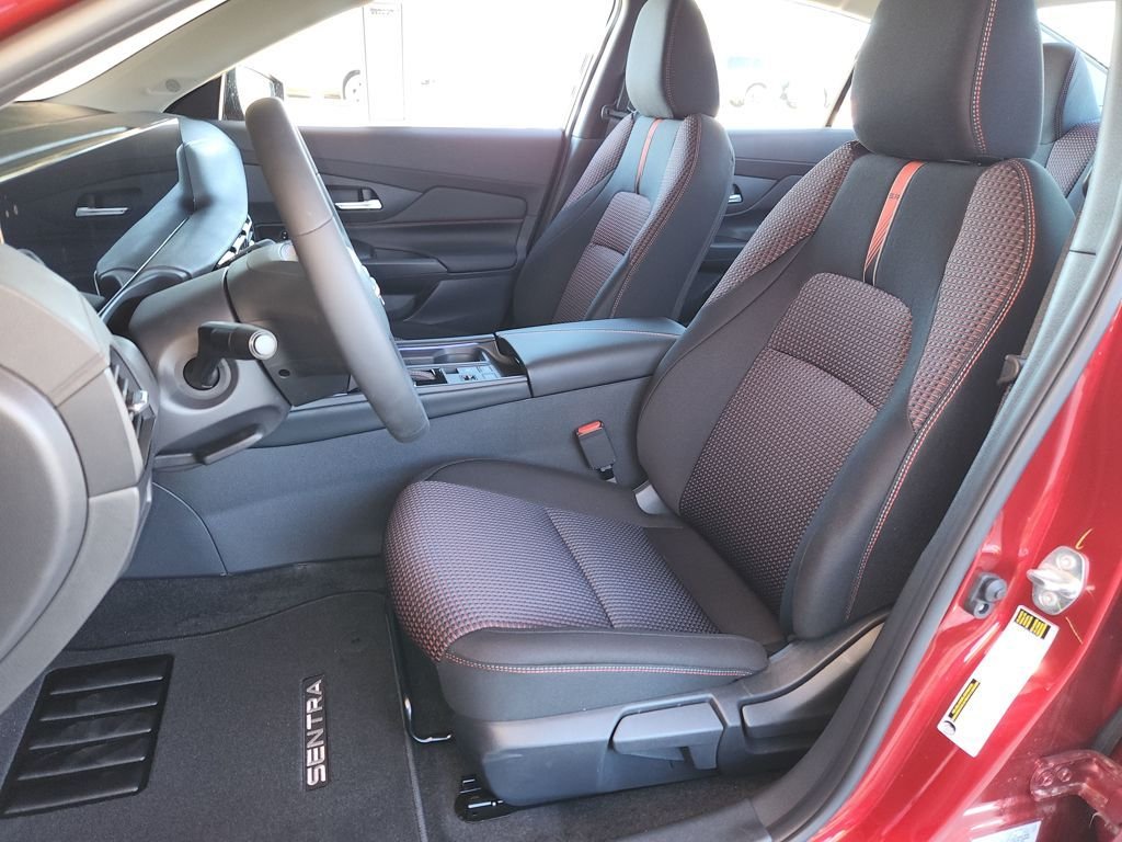 New 2026 Scarlet Ember Tintcoat Nissan SR image 8