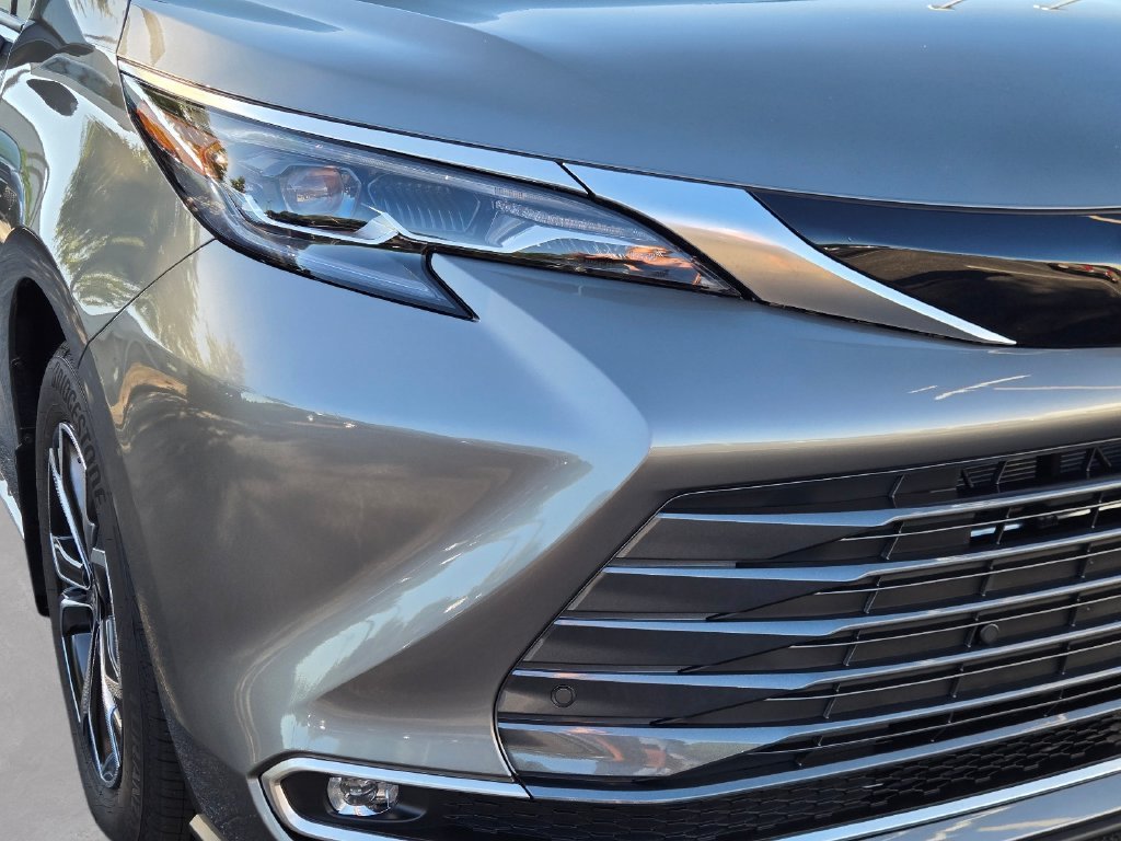New 2026  Toyota Platinum image 2