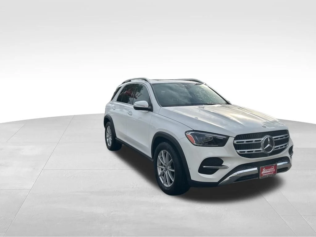 Used 2024 Silver Mercedes-Benz GLE 450e image 7