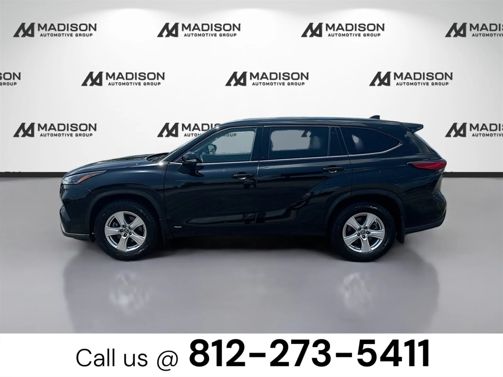 Used 2022 Black Toyota Hybrid LE image 8