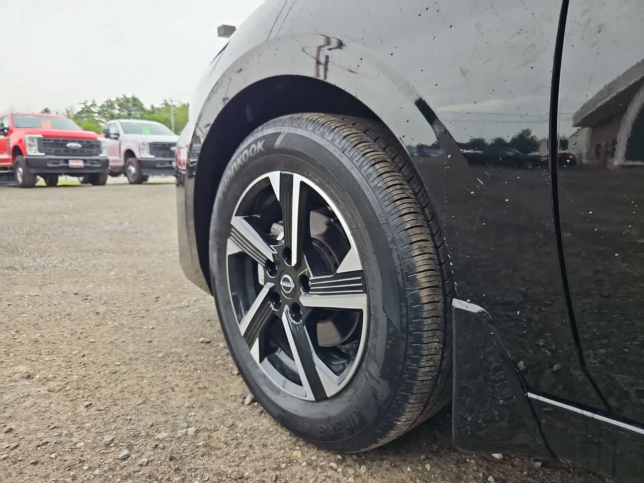 Used 2025 Super Black Nissan SV image 11