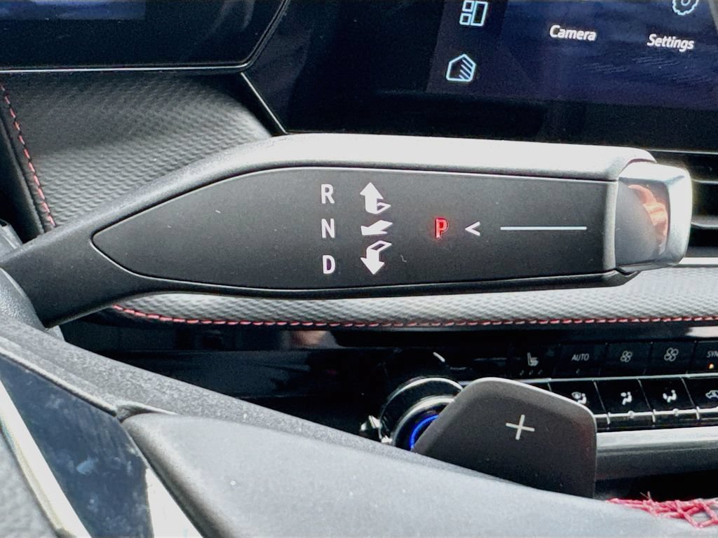 2027 Chevrolet Equinox RS - Photo 19