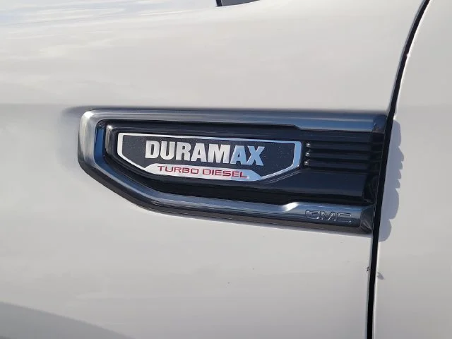 Certified Used 2026 White GMC AT4 image 9