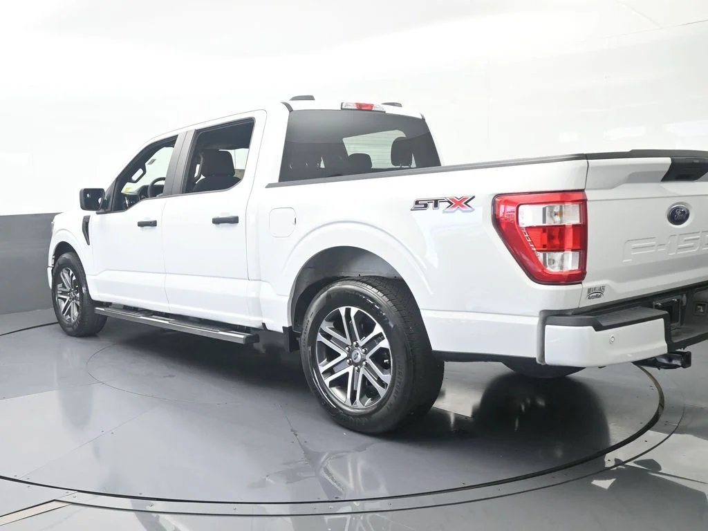 Used 2023 Oxford White Ford XL image 4