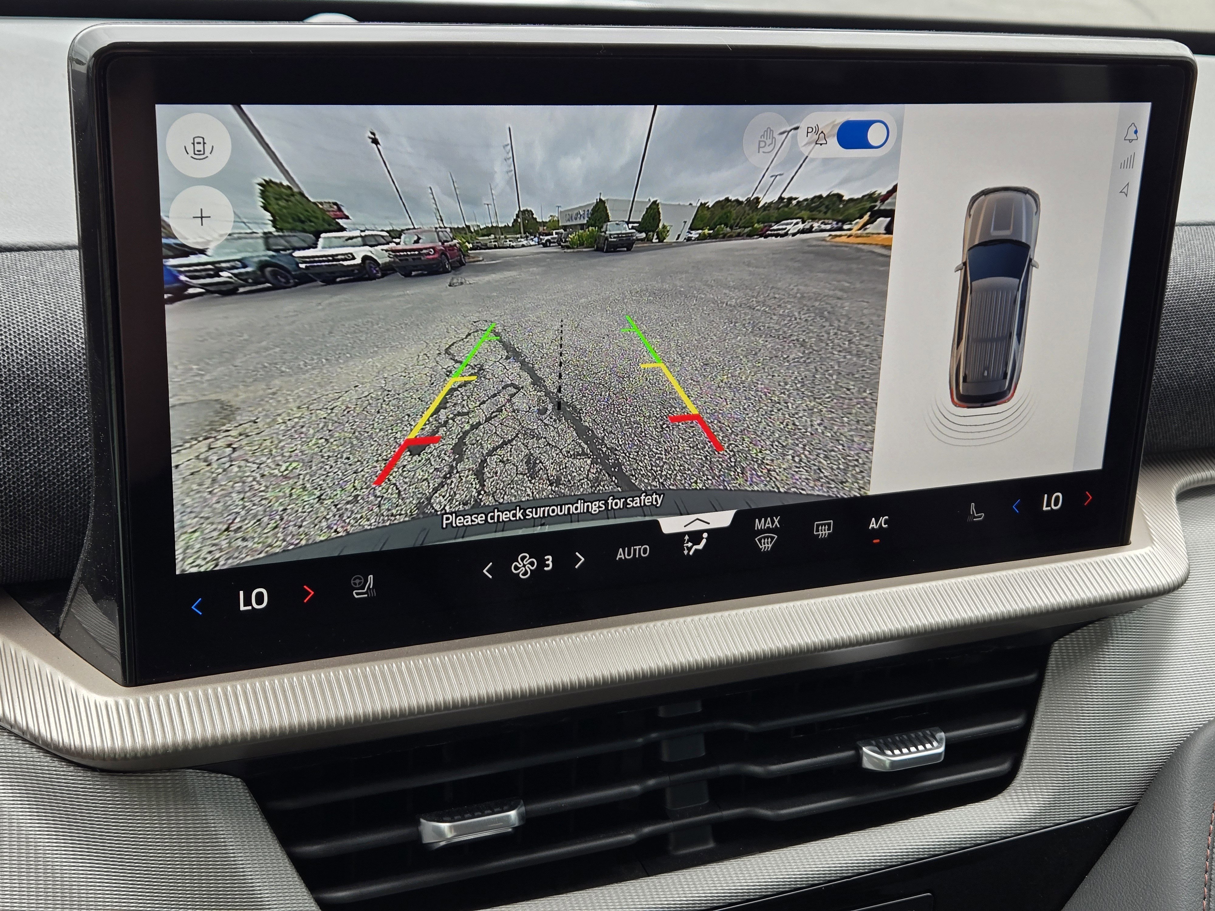 New 2026 Space White Metallic FORD Active image 28