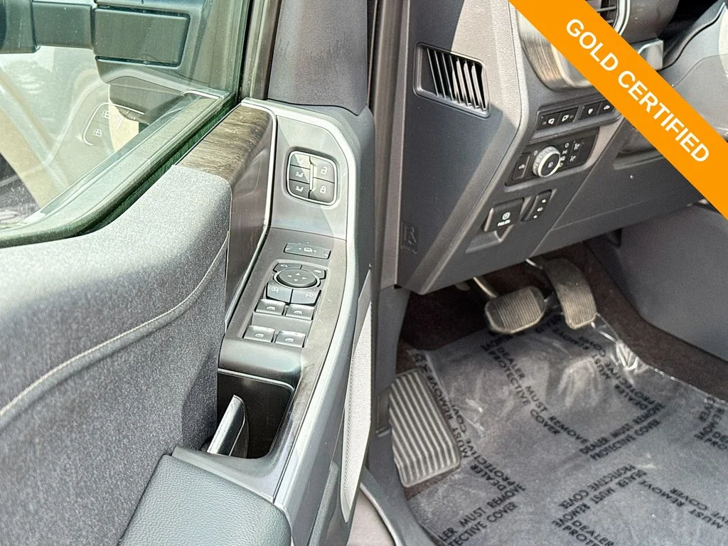 Used 2021 Gray Metallic Ford Lariat image 16