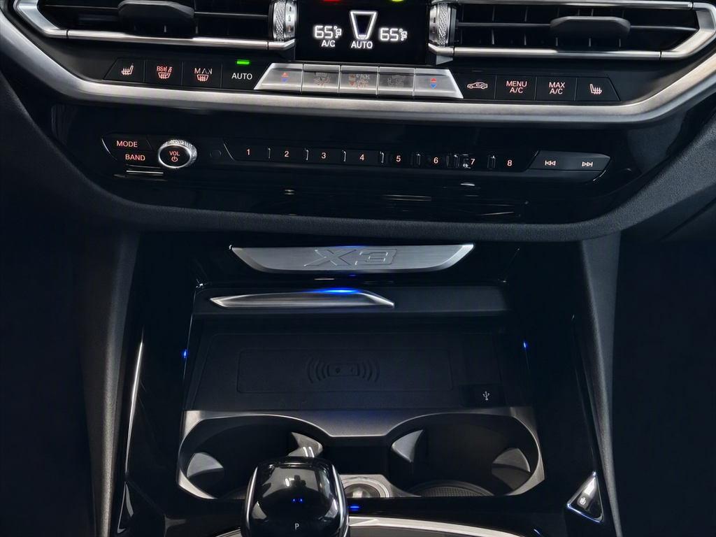 Used 2023 Alpine White BMW xDrive30i image 9