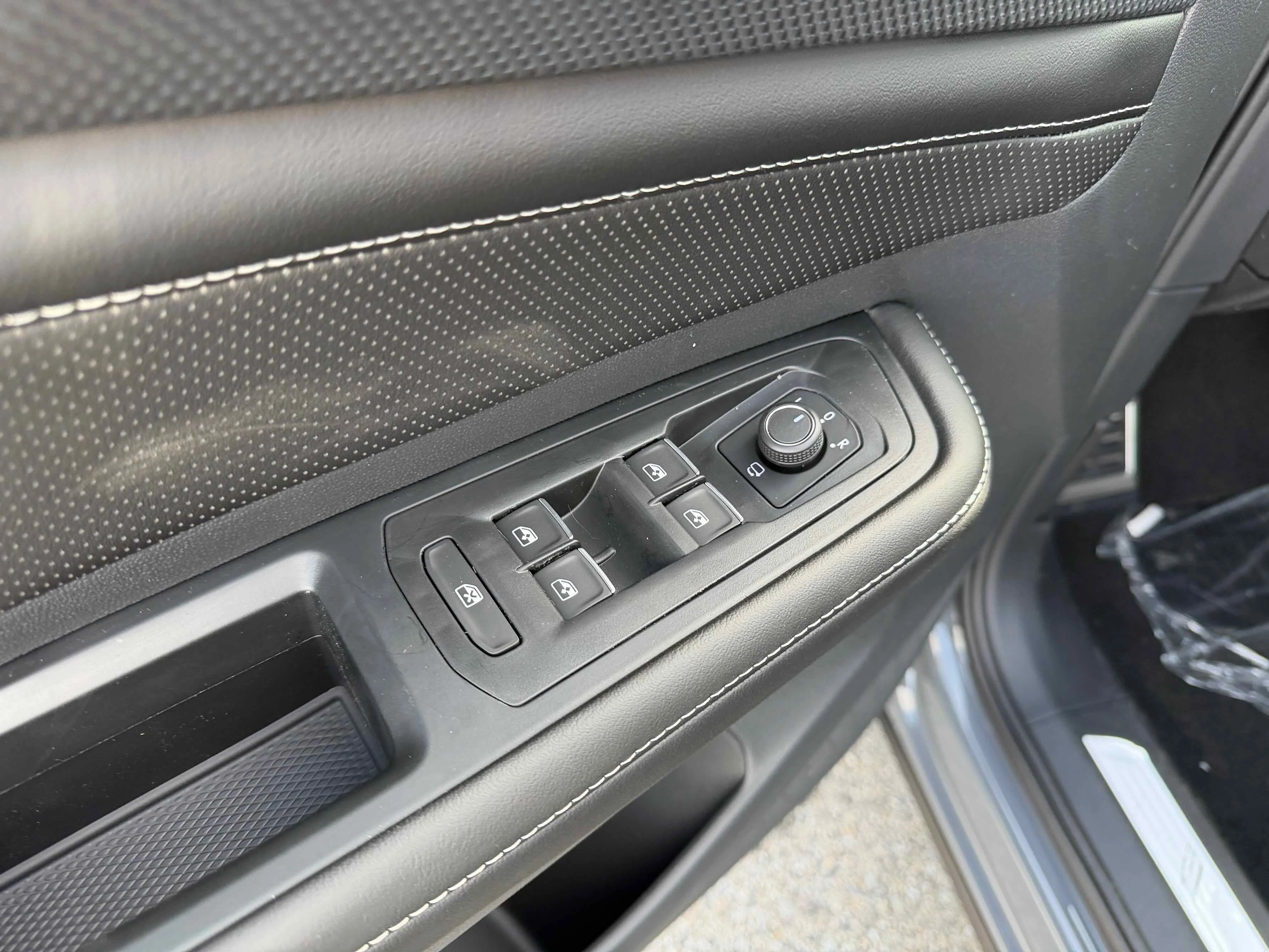 New 2026 Gray Volkswagen 2.0T SEL Premium R-Line image 15