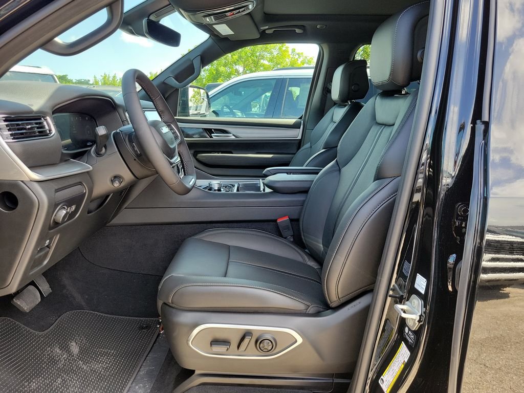 New 2026 High Gloss Black Exterior Paint Jeep  image 14