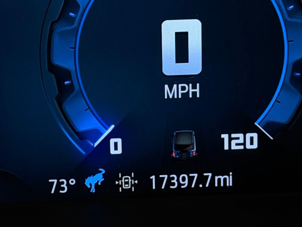 Used 2025 Gray Ford Badlands image 15
